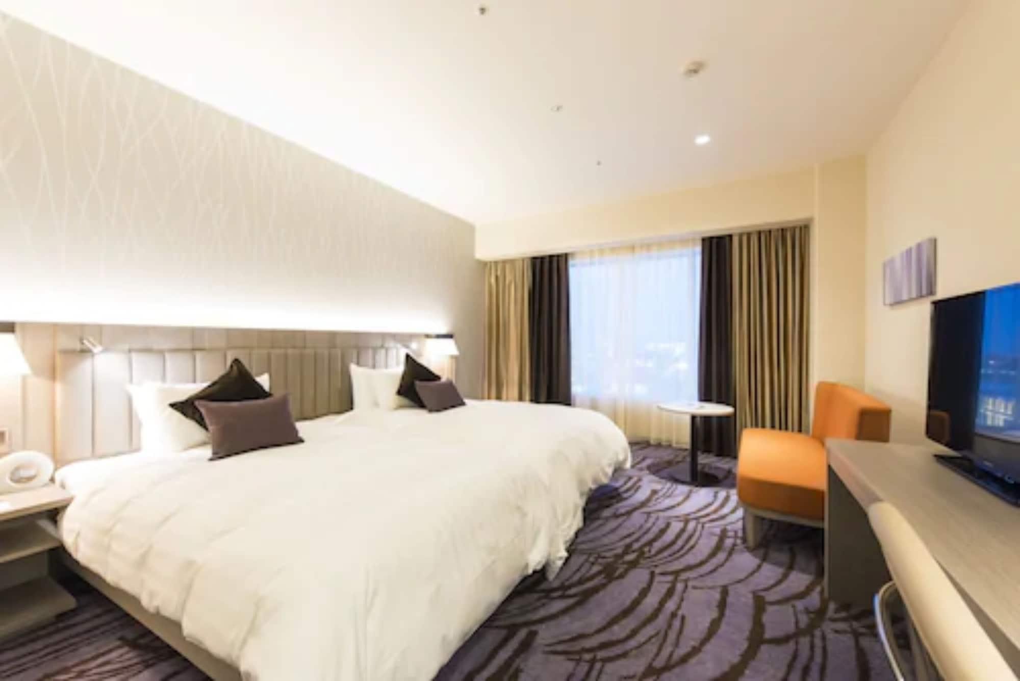 Ana Crowne Plaza Chitose By Ihg Hotel Exterior photo Deluxe Room