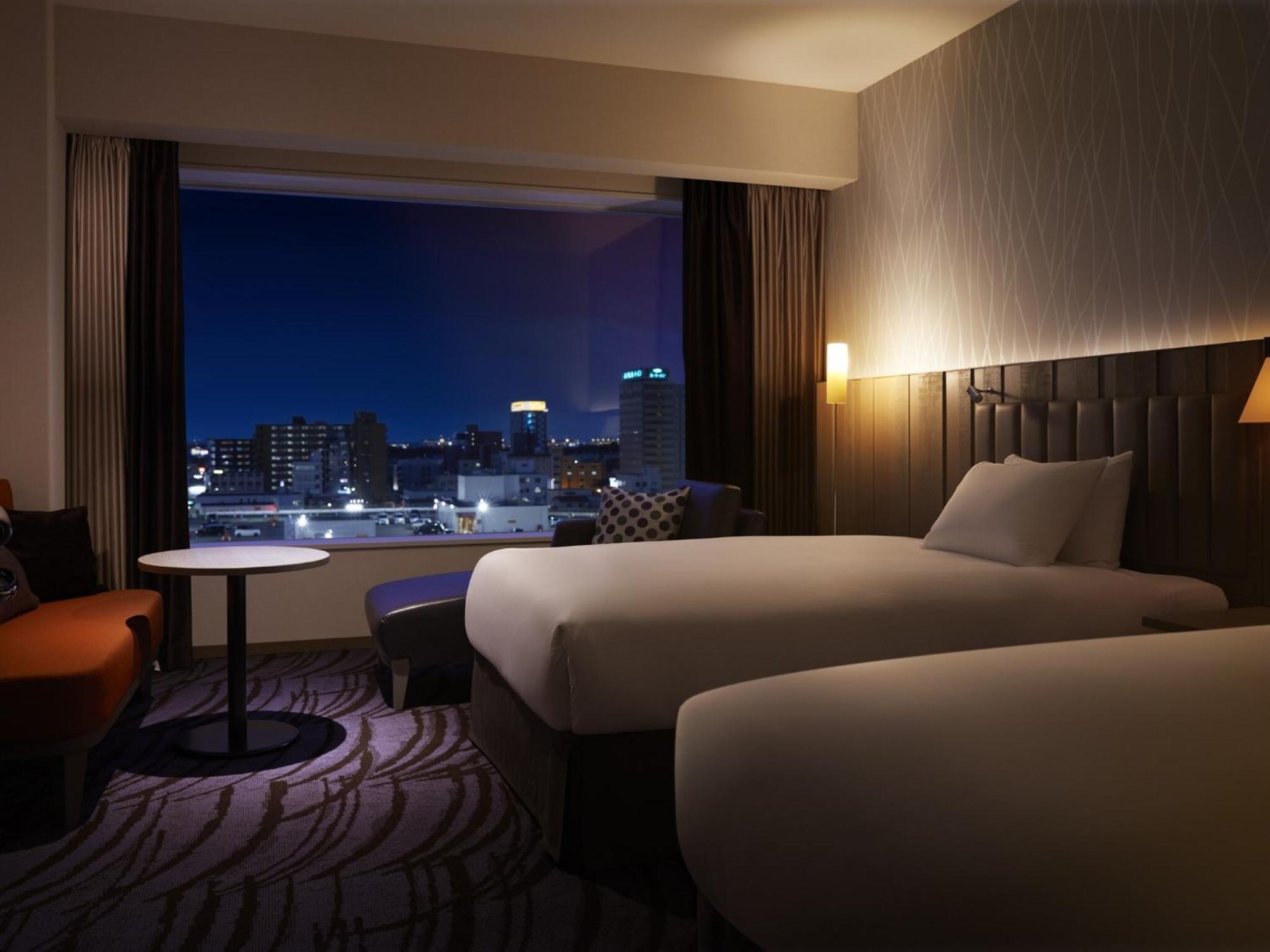 Ana Crowne Plaza Chitose By Ihg Hotel Exterior photo Deluxe Twin