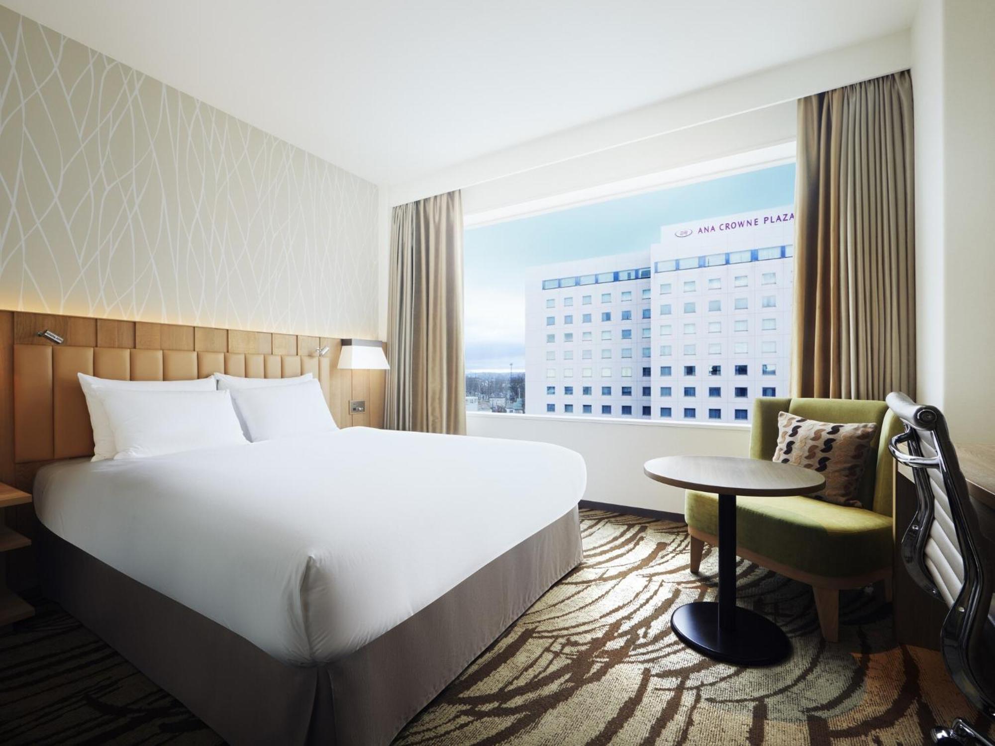 Ana Crowne Plaza Chitose By Ihg Hotel Exterior photo Deluxe Room