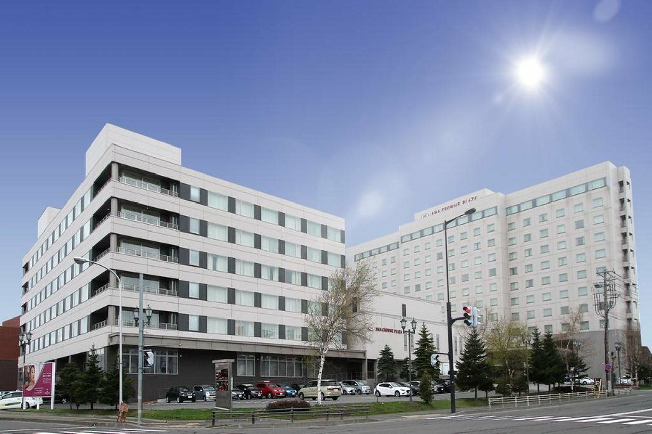 Ana Crowne Plaza Chitose By Ihg Hotel Exterior photo
